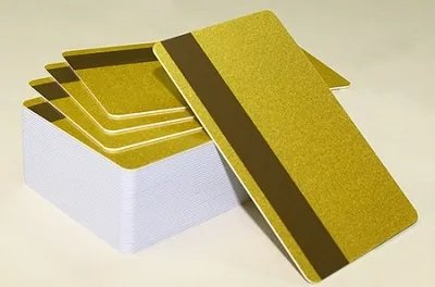 Пластиковая глянцевая карта CIM глянцевая, S4320 золотистая, 86 х 54 мм, 0,76 мм, LoCo (300 эстред) (арт. RUSS-G4320LO)