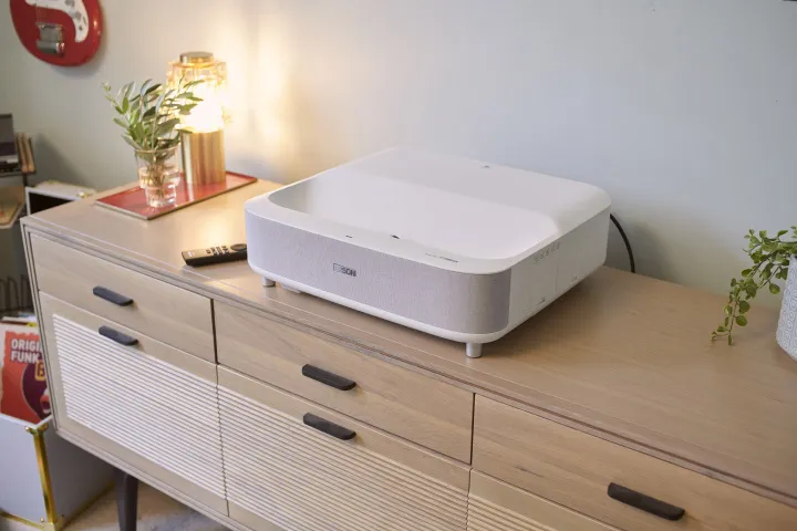 Проектор Epson EH-LS300W (арт. V11HA07040)