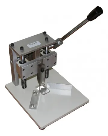 Обрезчик углов Bulros DC-30 (арт. CA-D-Obr-DC30-Mul-___-Ma)