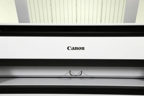 Широкоформатное лазерное МФУ Canon PlotWave 5000 (2 рулона, комплект со сканером) + Фальцовщик Folder Professional 6011 (арт. OT_CANON_PW5000_2R+SEIV+FE6011)