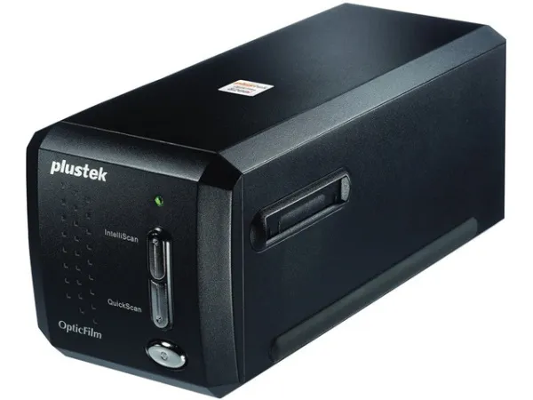 Слайд-сканер Plustek OpticFilm 8200i SE (арт. 0226TS)