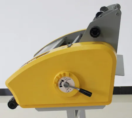 Рулонный ламинатор Bulros professional series 3812 (арт. LR-D-pro-3812-SS_-B_O-__)