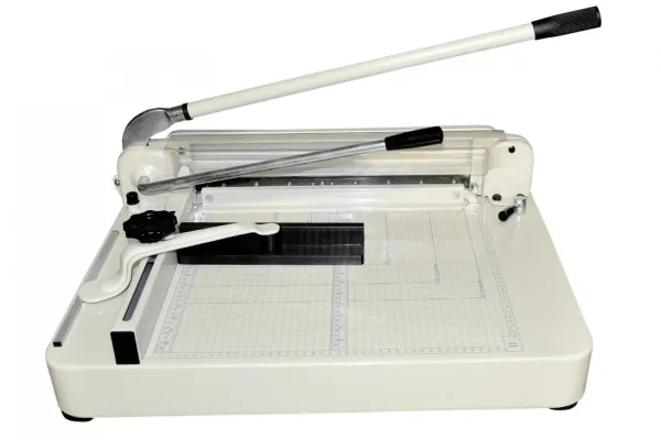 Гильотинный резак Реалист YG-868A3 (арт. 8851)