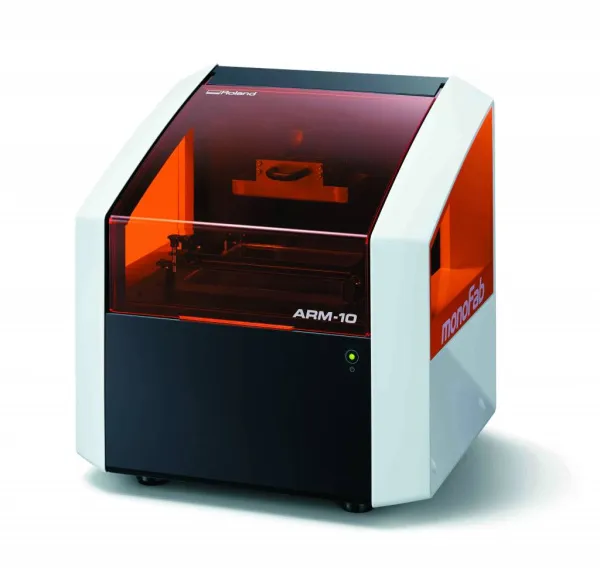 3D-принтер Roland monoFab ARM-10