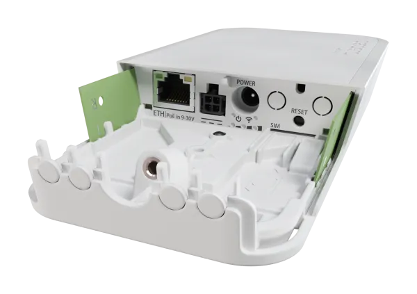 Маршрутизатор Mikrotik wAP LTE kit (2024) (арт. WAPR-2ND&EC200A-EU)