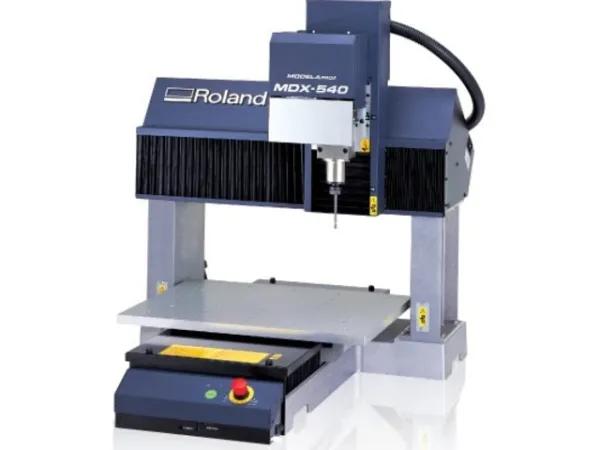 Фрезерный станок Roland Modela Pro2 MDX-540S