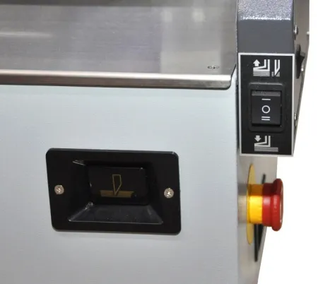 Гильотинный резак Front E490S (арт. 8526)