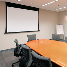 Моторизированный экран Draper Access FIT/V (4:3) 100″ 152*203 XH600V, EBD:12″ (арт. 140016FB)