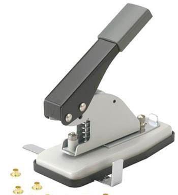 Дырокол Warrior 33100 (арт. 5018)