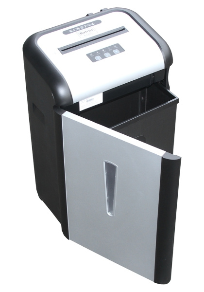 Уничтожитель документов Bulros B6HC, 0,8×2 мм, черный/серебро дверь, верх (арт. SH-D-BSS-B6HC-026-___-06)