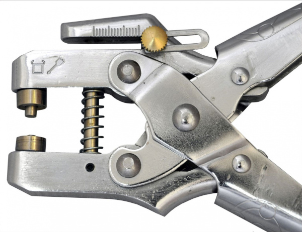 Дырокол Uni A-004 (арт. 6037)