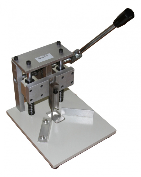 Обрезчик углов Bulros DC-30 (арт. CA-D-Obr-DC30-Mul-___-Ma)