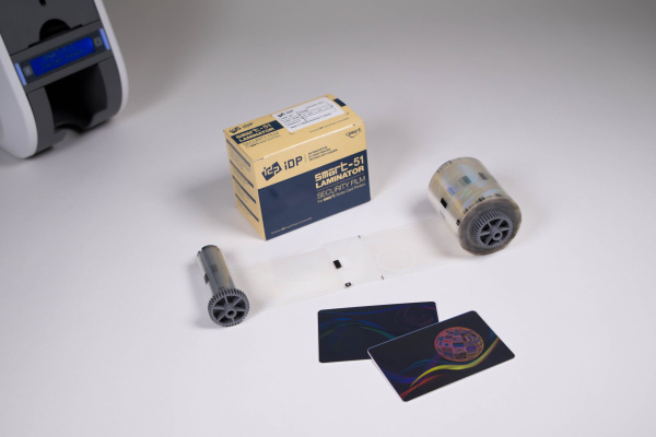 Голографическая ламинационная пленка Advent SOLID для 700 (арт. ASOL7-HPF(2)500)