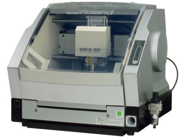 Фрезерный центр Roland Dental Milling DWX-50