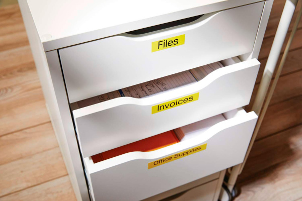 Картридж с лентой DYMO черный на желтой ленте (12 мм х 7 м) (арт. S0720580)