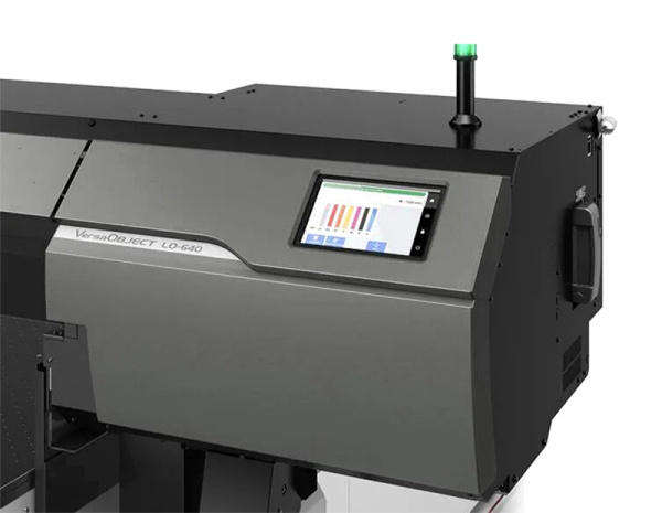 Планшетный УФ-принтер Roland LO-640-F3, 6-8-цветный (CMYKReOrGlW), 1.6 м х 2.5 м (арт. LO-640-F3)