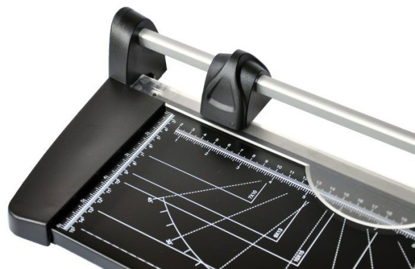 Резак роликовый KW-Trio 13034 (арт. 13034)