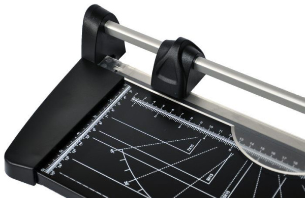 Резак роликовый KW-Trio 13033 (арт. 13033)