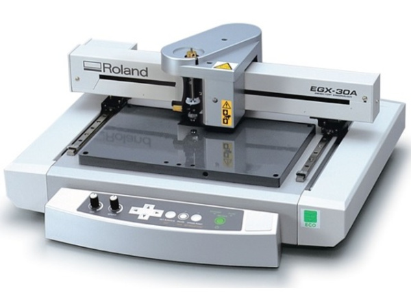 Гравировальная машина Roland Desktop EGX-30A