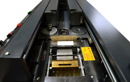 Термоклеевая машина Front DX-J60A4 (арт. 8239)
