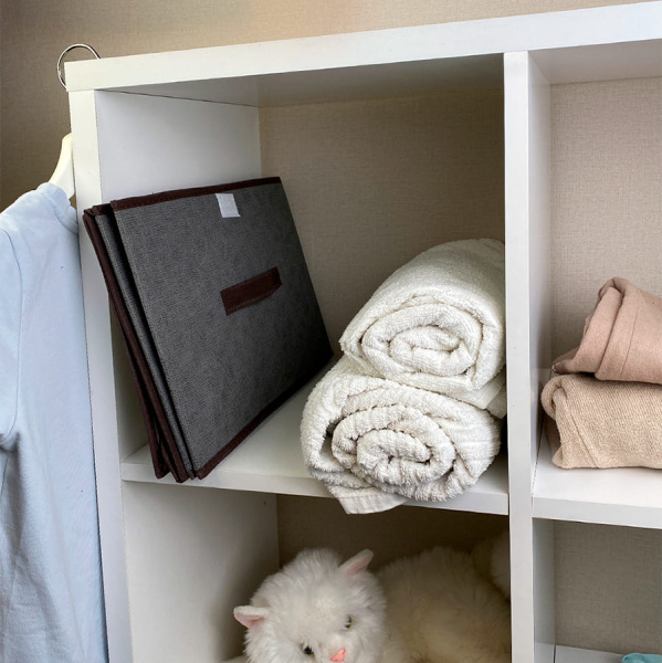 КОРОБ с крышкой для хранения ГЕЛЕОС Линен-24 (24х37х24 см) серый (арт. ЛИНЕН-24-СР)