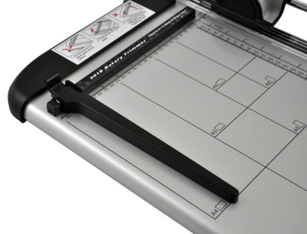 Резак роликовый KW-Trio 13018 / 3018 (арт. 13018/3018)