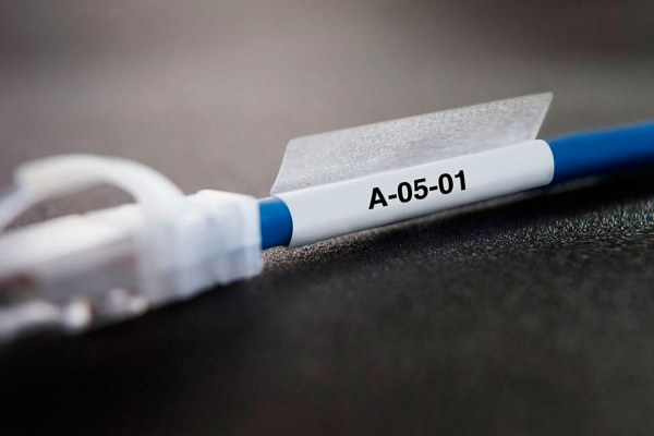 Виниловая лента DYMO (19мм x5.5 м) (арт. 18433)